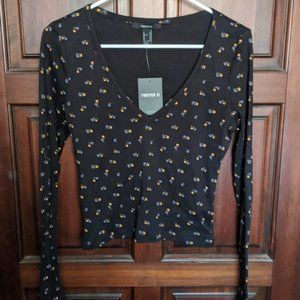 *NWT* 100% Cotton Floral Long Sleeve Top